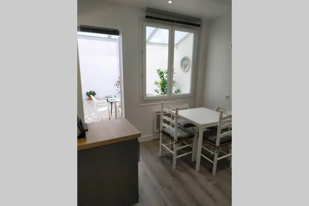 Exceptionnel : Hypercentre Biarritz T2 Avec Patio Apartment France